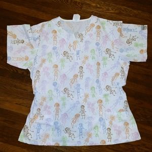 EUC WS Gear people print scrub top
